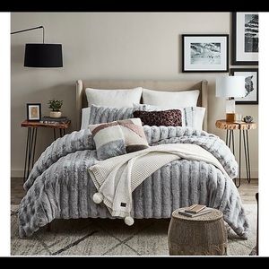 Wilder comforter set by Ugg